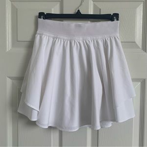 Lululemon court rival skort size 4 🎾